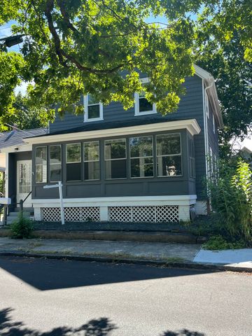 21 Bicknell St, Attleboro, MA 02703