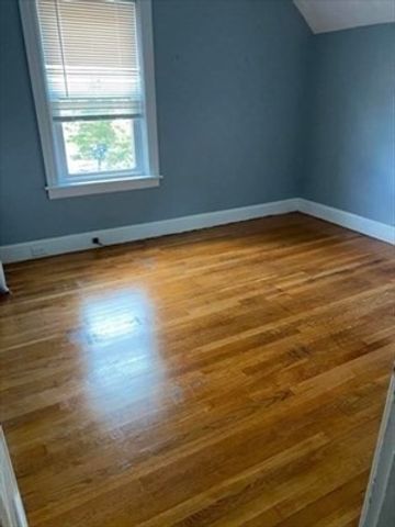 21 Bicknell St, Attleboro, MA 02703