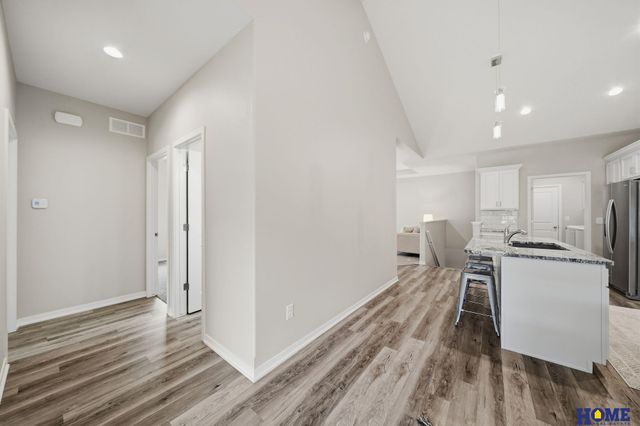 2900 Kings Corner Drive, Lincoln, NE 68516