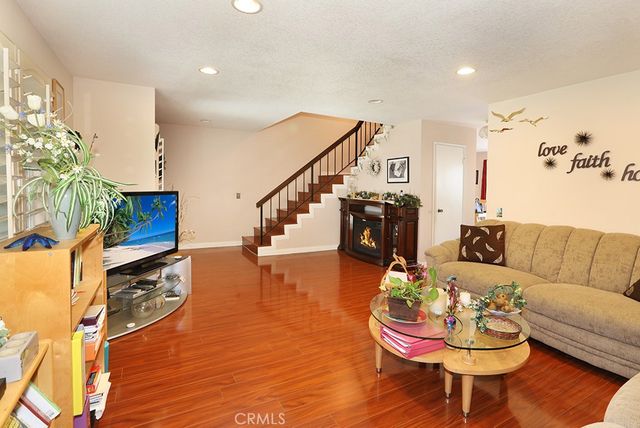 1201 W Cerritos Avenue 68, Anaheim, CA 92802