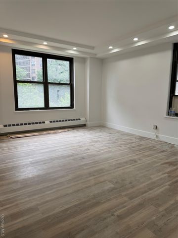 6145 98th St Street 2E, Rego Park, NY 11374