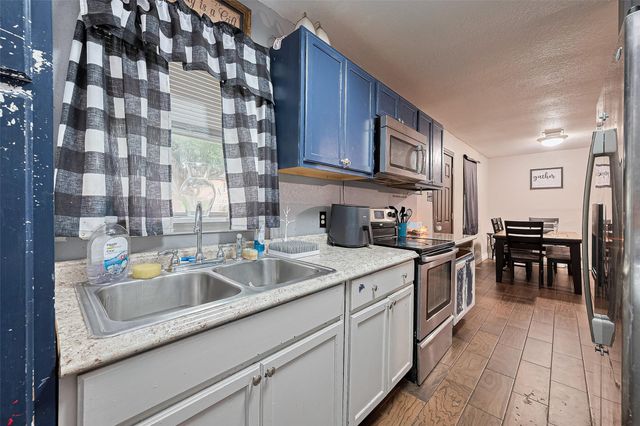 9326 Montgomery Lane, La Porte, TX 77571