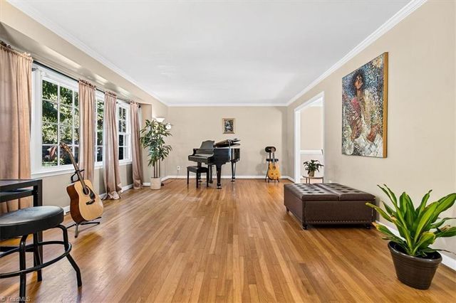 1106 McDowell Drive, Greensboro, NC 27408