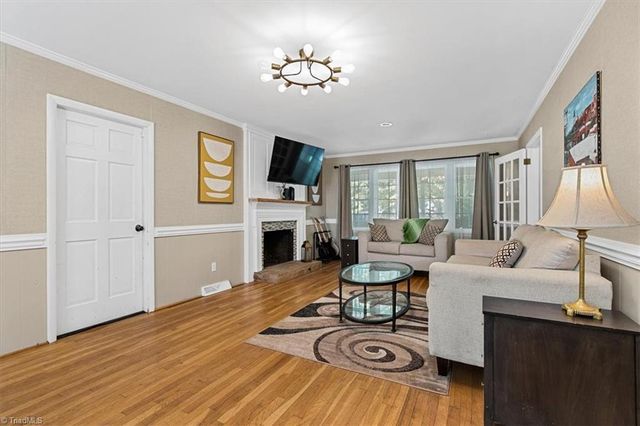 1106 McDowell Drive, Greensboro, NC 27408