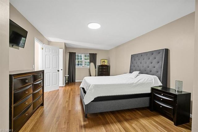 1106 McDowell Drive, Greensboro, NC 27408