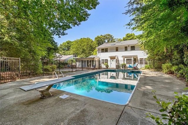 1106 McDowell Drive, Greensboro, NC 27408