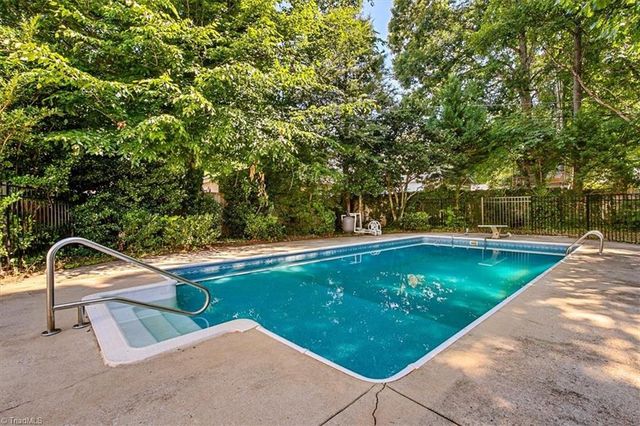 1106 McDowell Drive, Greensboro, NC 27408
