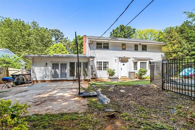 1106 McDowell Drive, Greensboro, NC 27408