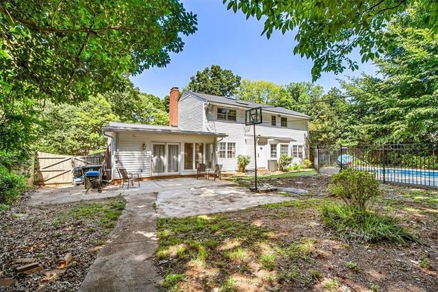 1106 McDowell Drive, Greensboro, NC 27408