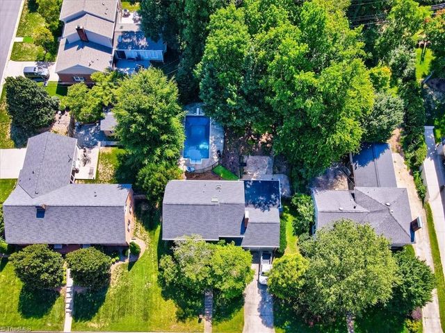 1106 McDowell Drive, Greensboro, NC 27408