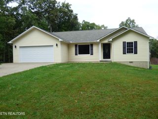 6 Coyote Court, Crossville, TN 38572
