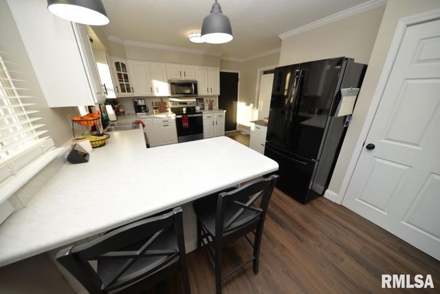 17 HIGHLAND Place, Mt Vernon, IL 62864