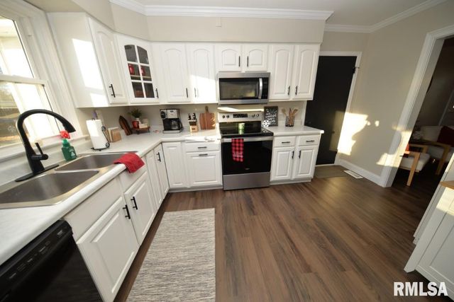 17 HIGHLAND Place, Mt Vernon, IL 62864