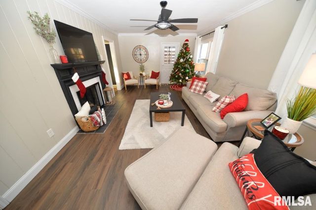 17 HIGHLAND Place, Mt Vernon, IL 62864