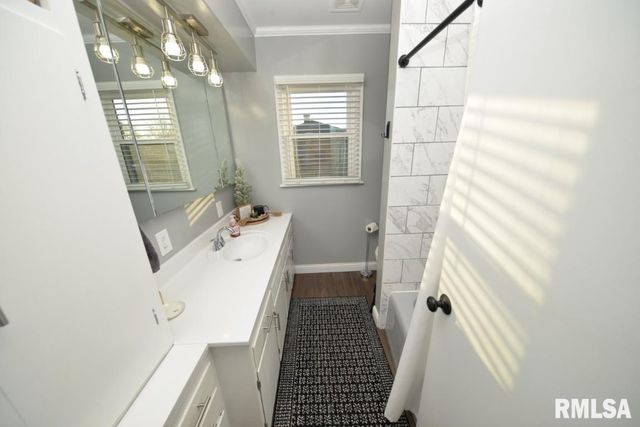 17 HIGHLAND Place, Mt Vernon, IL 62864