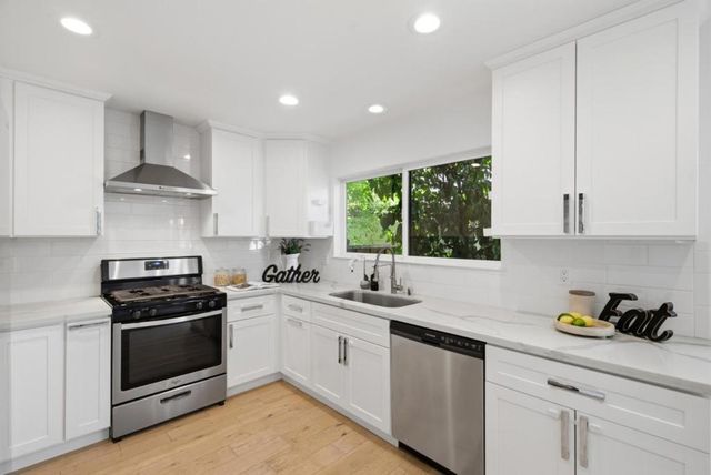 48 Starlite Court, Mountain View, CA 94043
