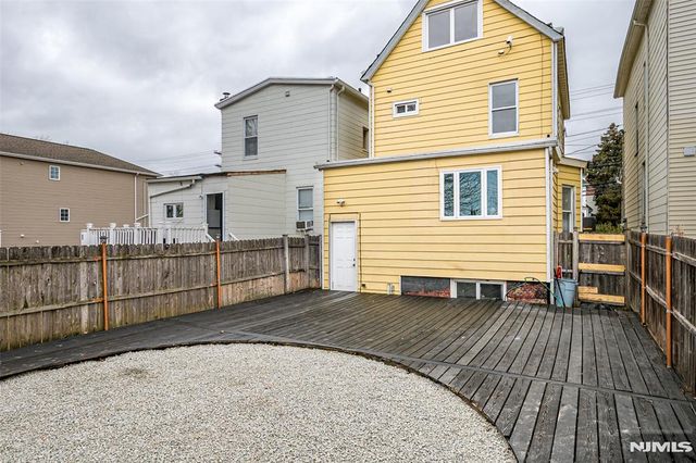 602 Avenue, Bayonne, NJ 07002