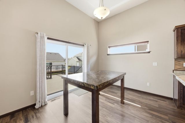 928 41st Avenue S, Moorhead, MN 56560