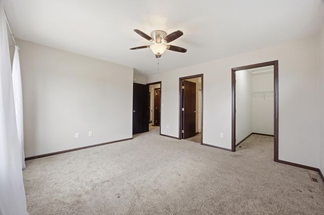 928 41st Avenue S, Moorhead, MN 56560