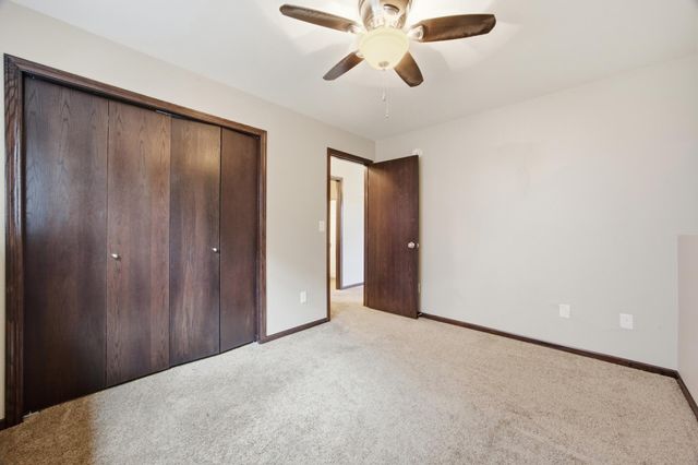 928 41st Avenue S, Moorhead, MN 56560