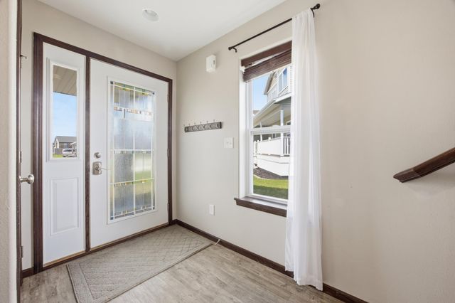 928 41st Avenue S, Moorhead, MN 56560