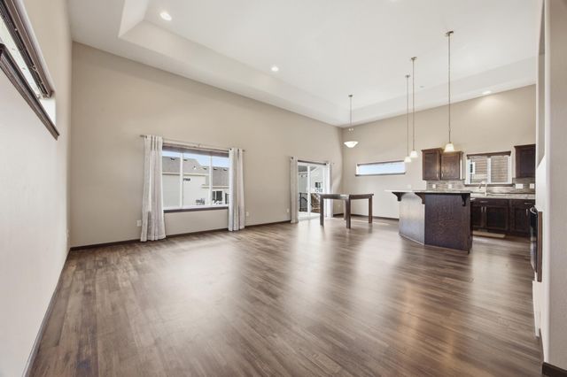 928 41st Avenue S, Moorhead, MN 56560