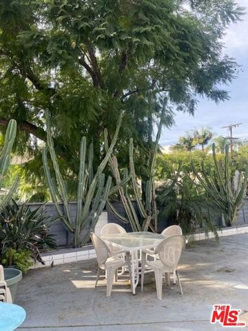 2034 Holly Drive, Los Angeles, CA 90068