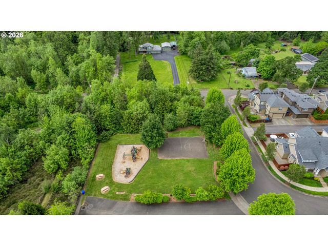 18915 ROSE Rd, Oregon City, OR 97045