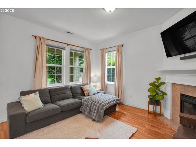 18915 ROSE Rd, Oregon City, OR 97045