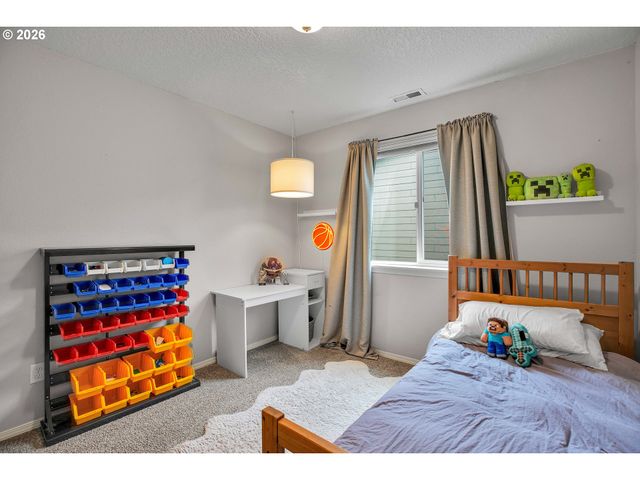 18915 ROSE Rd, Oregon City, OR 97045