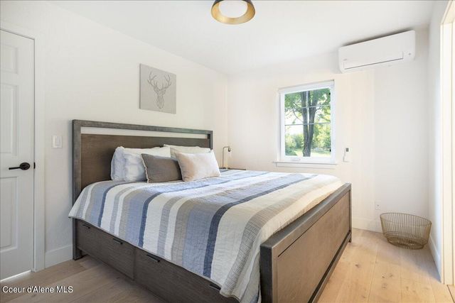 232 Pomrankey Ln, Dover, ID 83825