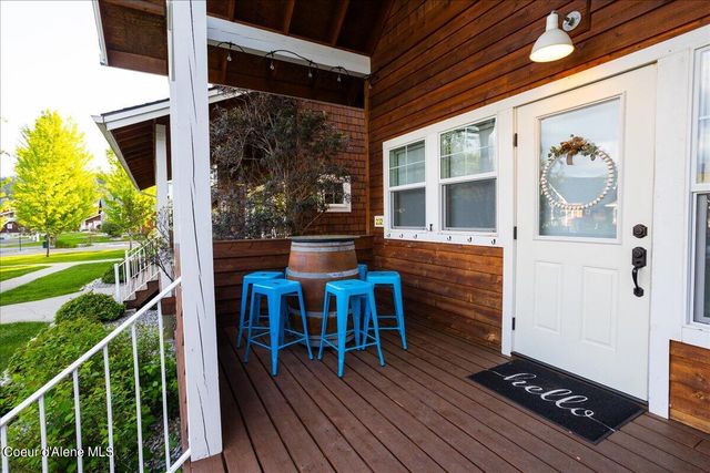 232 Pomrankey Ln, Dover, ID 83825