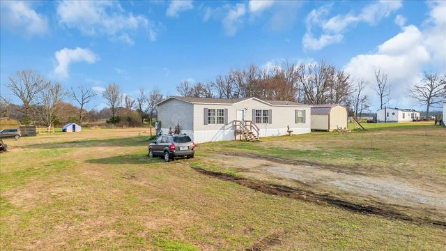 599 A B Frazier Rd, Smithville, TN 37166