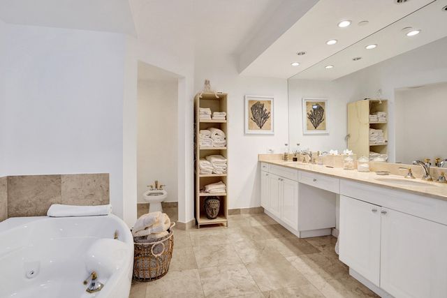 550 SE Mizner Boulevard B506, Boca Raton, FL 33432