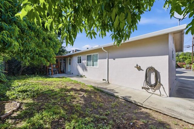 114 Bonita Avenue, Redwood City, CA 94061
