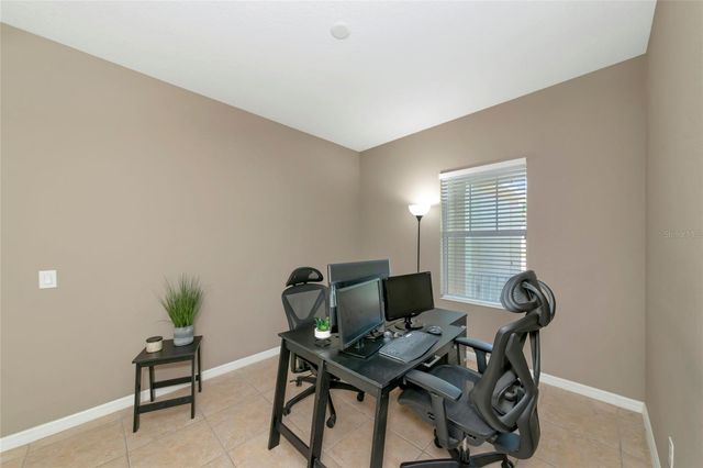 4930 NEWPORT NEWS CIRCLE, Bradenton, FL 34211