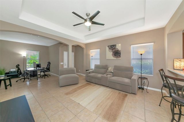 4930 NEWPORT NEWS CIRCLE, Bradenton, FL 34211
