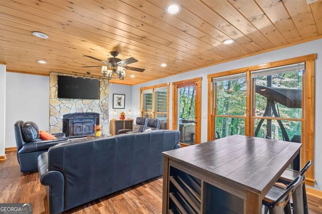 778 Walnut Mountain Road, Ellijay, GA 30536