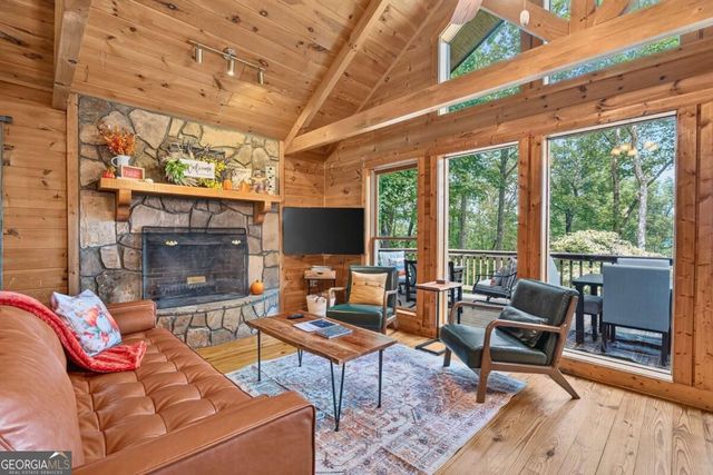 778 Walnut Mountain Road, Ellijay, GA 30536
