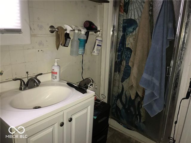 2165 S Meridian Street S, Indianapolis, IN 46225