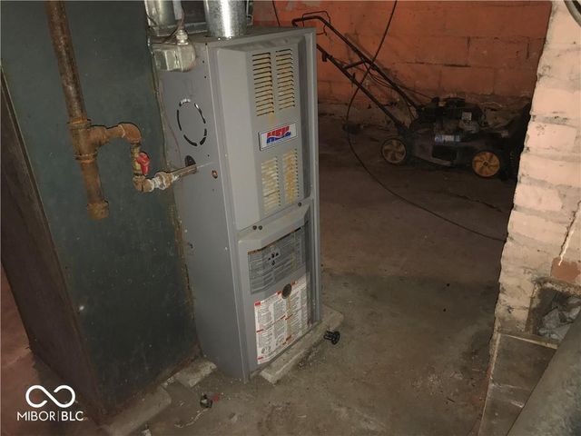 2165 S Meridian Street S, Indianapolis, IN 46225