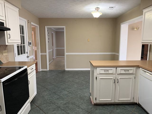 6925 Pebble Court, Columbus, GA 31907