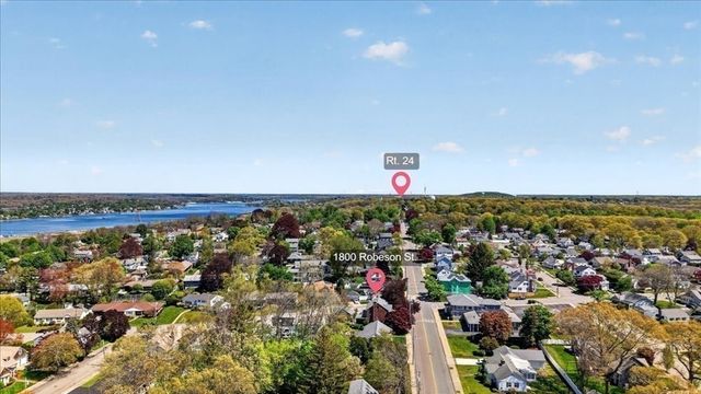 1800 Robeson St, Fall River, MA 02720