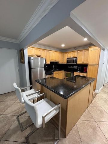 700 SE 2nd Avenue 409, Deerfield Beach, FL 33441