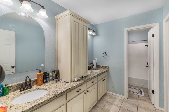 1707 Woodridge Circle, Arlington, TX 76013