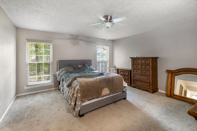 1707 Woodridge Circle, Arlington, TX 76013