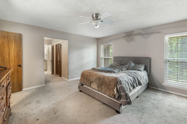 1707 Woodridge Circle, Arlington, TX 76013
