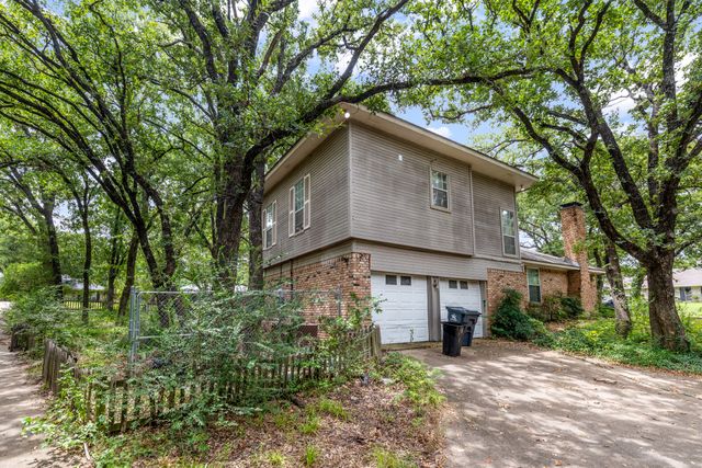 1707 Woodridge Circle, Arlington, TX 76013