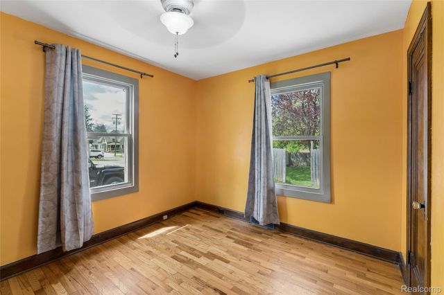 317 E Grand River Avenue, Fowlerville Village, MI 48836