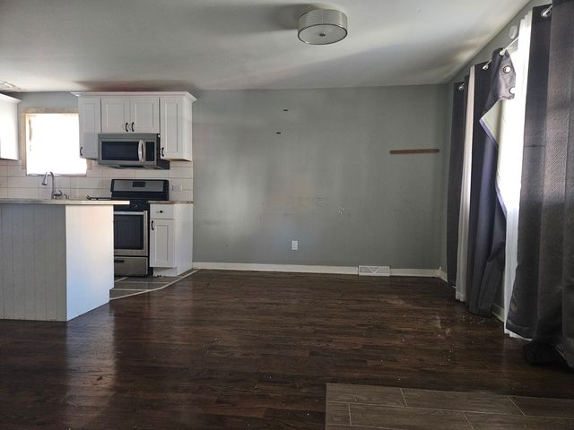 6732 S Peoria Street, Chicago, IL 60621